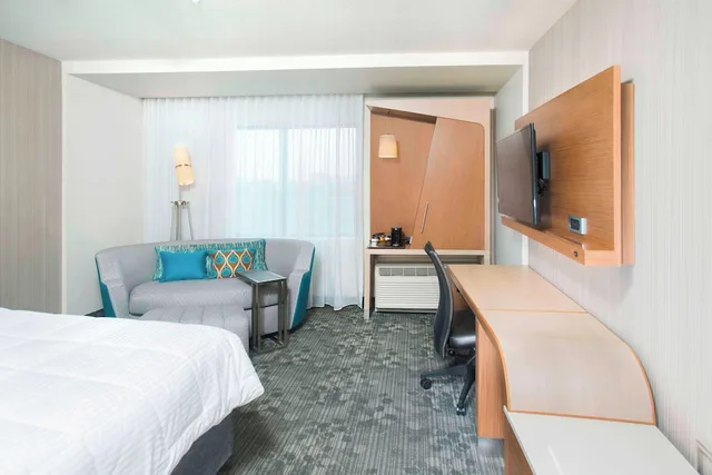 غرفة بسرير مزدوج، Courtyard Redwood City 6/10