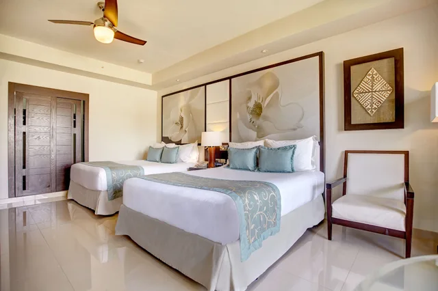 غرفة فاخرة بسريرين كوين، Hideaway at Royalton Punta Cana, An Autograph Collection All-Inclusive Resort & Casino, Adults Only 8/10
