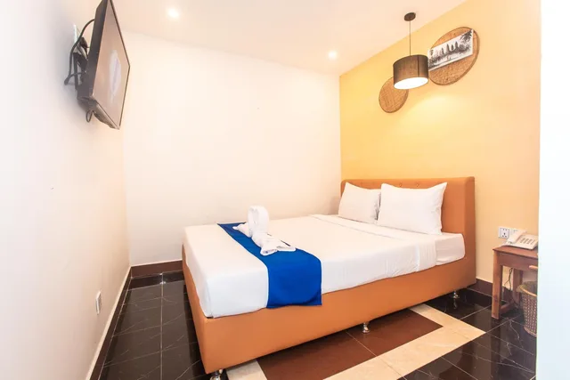 غرفة قياسية بسرير مزدوج، Grand Elevation Hotel 1/9