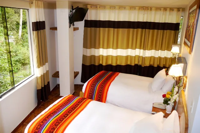 غرفة قياسية ثلاثية بثلاثة أسرّة، Hotel Wiracocha Inn 1/4