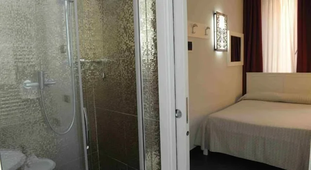 غرفة اقتصادية اقتصادية بسرير مزدوج، Aaron Hotel 7/8