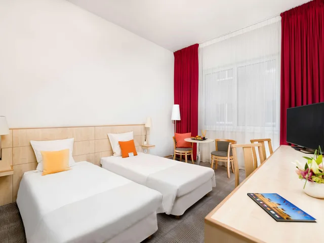 غرفة قياسية ثلاثية، Movenpick Hotel Budapest Centre 2/5
