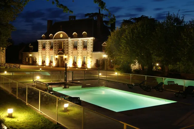 HOTEL LA MARJOLAINE، Mayenne 29/33
