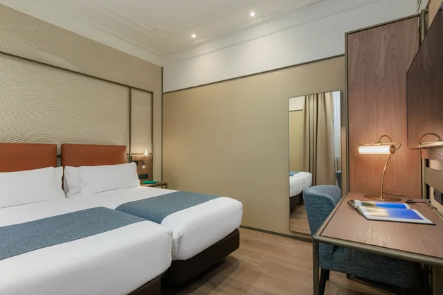 Interior, Double Bed, Medinaceli Hotel 1/3