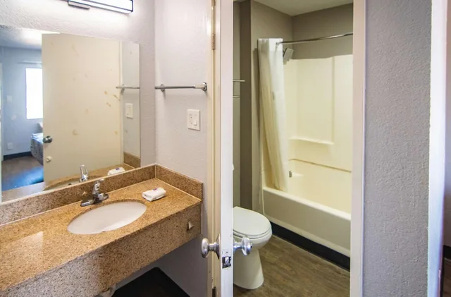 غرفة رباعية، Motel6 Ft. Pierce, FL 7/10