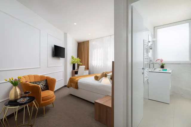 غرفة قياسية، Hotel Corner 2/2
