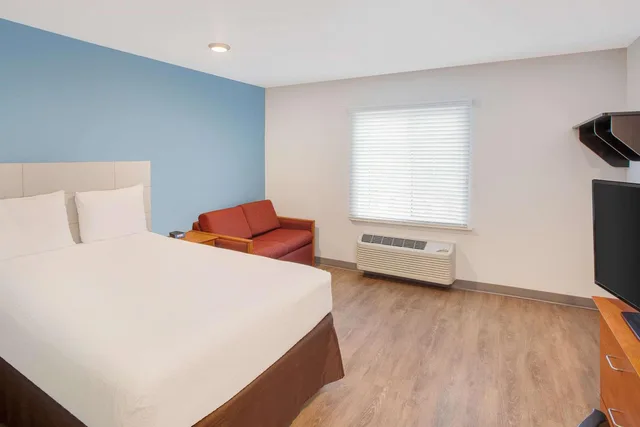 غرفة بسرير مزدوج لذوي الإعاقة، Woodspring Suites Pharr 1/5