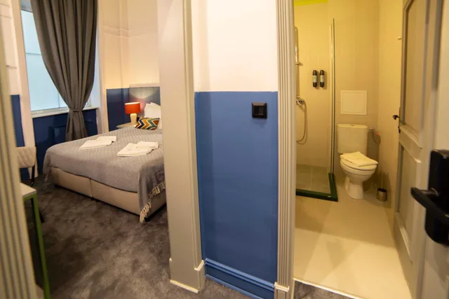 Economy, Single, Interior View, No Window، Maria Luisa Hotel 1/3