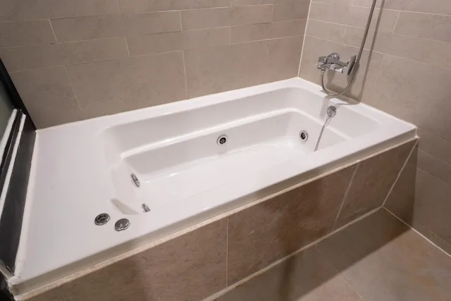 جناح ملكي، Brown Dot Hotel Incheon Songdo 5/5