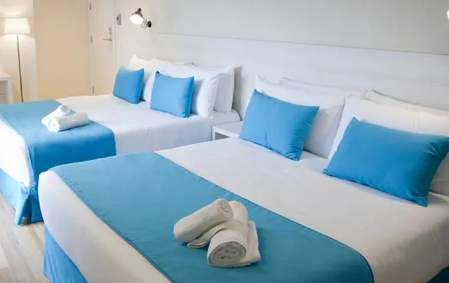 Standard Quad، Alegria Maripins Hotel 1/1