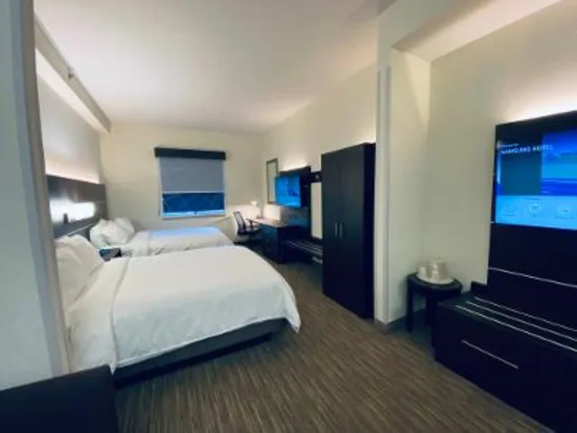 جناح بسريرين كوين مع أريكة، Holiday Inn Express Hotel And Suites Gadsden W Near Attalla 4/10