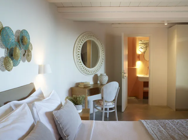 جناح بسرير كينج بإطلالة على البحر بمسبح خاص، Aeolis Tinos Suites 2/10