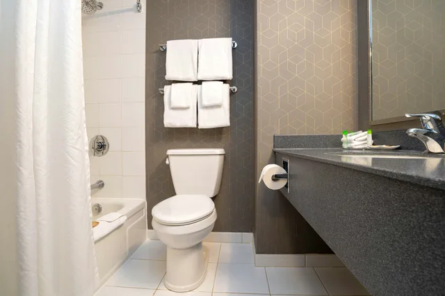 غرفة قياسية بسريرين كوين، Sandman Hotel Montreal-Longueuil 4/4