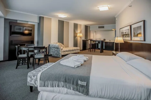 غرفة ديلوكس، Plaza Real Suites Hotel 1/3