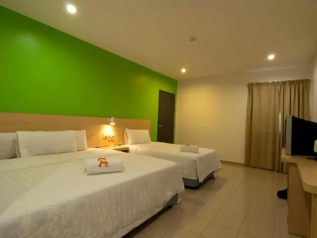غرفة ديلوكس بسريرين مزدوجين، T Changlun Hotel 1/2