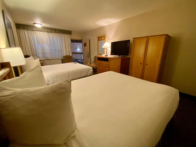 غرفة بسريرين كوين لذوي الإعاقة، Best Western Sheridan Center 2/6