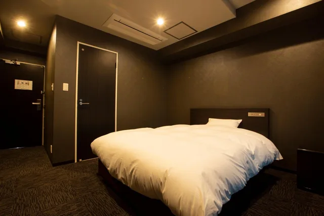 غرفة بسرير مزدوج بحمام خاص، Hotel Parman 2/7
