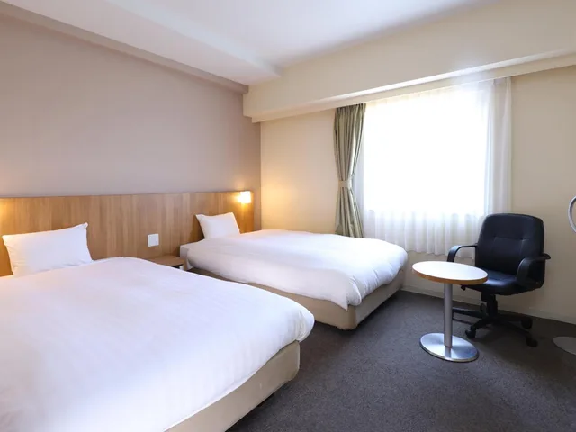 غرفة بسريرين منفصلين للمدخنين، Dormy Inn Express Mikawa Anjo 1/3