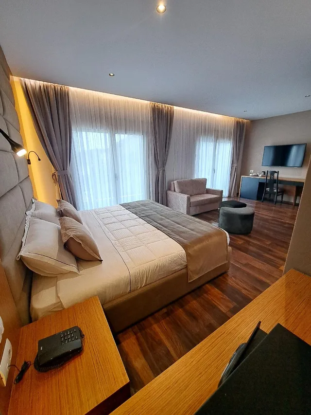 جناح بسرير مزدوج مع أريكة، Olivia Hill Resort 2/2