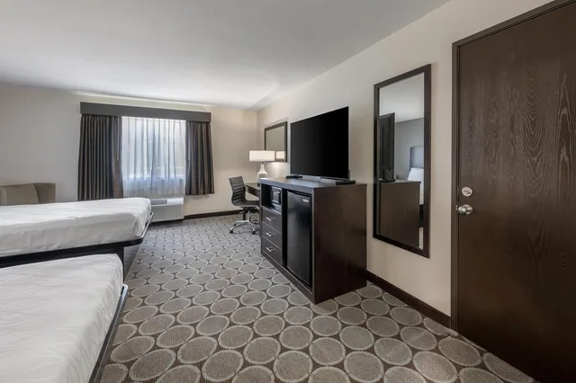 Standard, 2 Queen Beds, Accessible, Best Western Pahrump Oasis 2/3