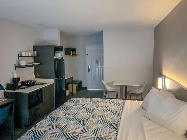 غرفة ديلوكس بسرير كينج، Studio6 San Angelo, TX 8/10