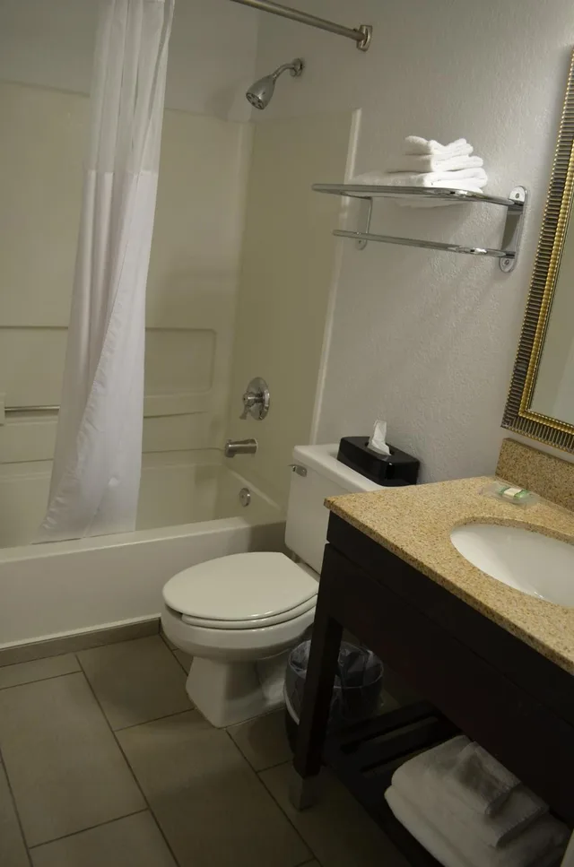 جناح استوديو بسرير كينج مع أريكة، Country Inn & Suites By Radisson, Frederick, Md 4/5