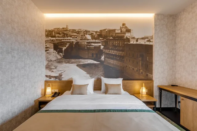 Standard, King Bed, Sole Palace 4/6