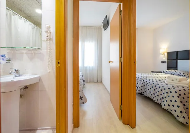 غرفة عائلية، Hotel Vela 4/4