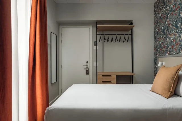 Room, Double Bed, Small, Goldoni 2/5