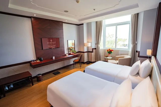 Superior, Twin Beds, City View, Van Phat Riverside Hotel 5/10