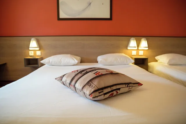 غرفة عائلية بسرير كوين وسرير فردي مع سرير سحّاب إضافي، ACE HOTEL PARIS ROISSY 5/6