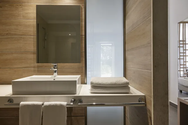 Superior, 1 Queen and 1 Single Bed, Inland View، Atlantica Mikri Poli Rhodes 2/2