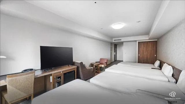 غرفة سوبيريور بسريرين منفصلين مع سرير إضافي، Daiwa Roynet Hotel Naha Omoromachi 5/7