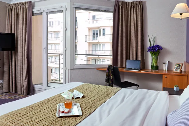 Studio, Balcony, Adagio Paris Porte De Versailles 3/8