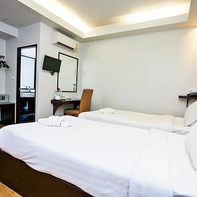غرفة اقتصادية بسريرين منفصلين، Basic Line Hotel at Loikroh 4/8