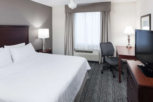 جناح بسرير كينج بغرفة نوم واحدة مع أريكة، Homewood Suites By Hilton Huntsvillevillage of Providence 1/6