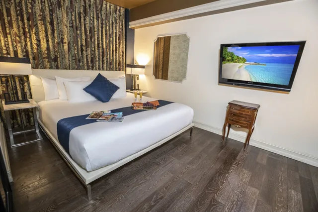 جناح ديلوكس بسرير كينج بغرفة نوم واحدة مع أريكة، Riviera Suites South Beach 2/4