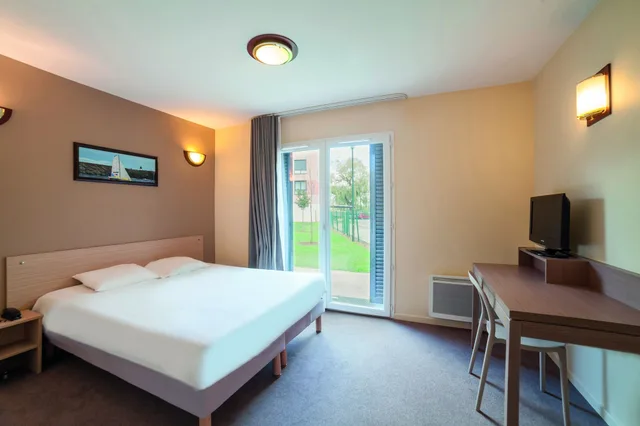 استوديو بسريرين منفصلين، Hotel Residence Zenitude Magny Les Hameaux Versailles 1/10