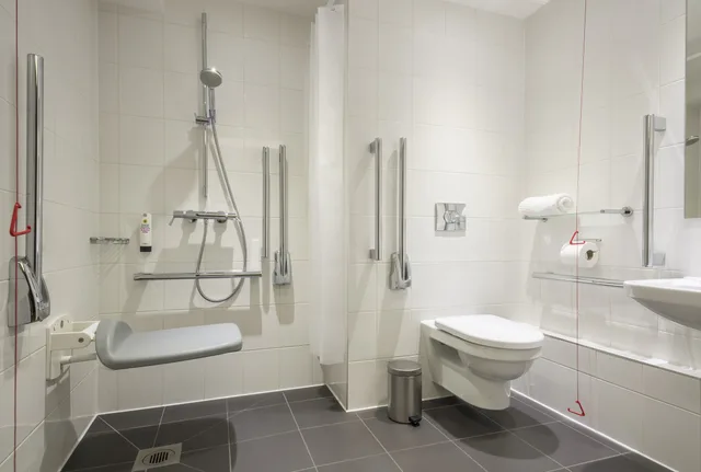 غرفة مزدوجة لذوي الإعاقة، Point A Hotel Glasgow 2/2