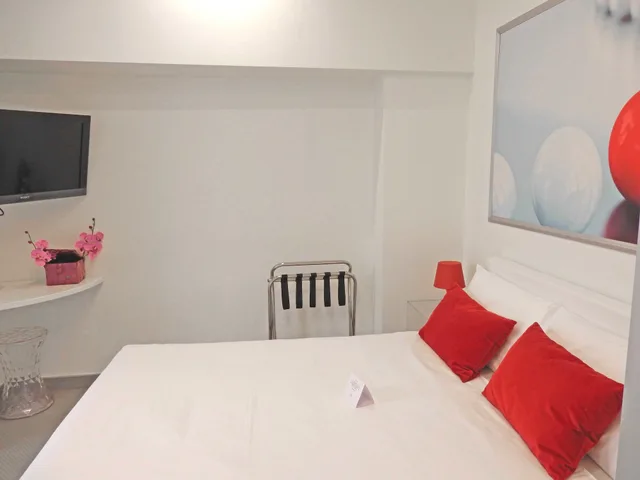 غرفة قياسية بسرير كوين، Avenue Hotel 4/10