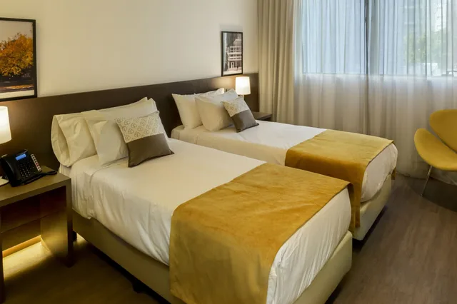 Classic, Twin Beds, Dazzler by Wyndham La Plata 2/4