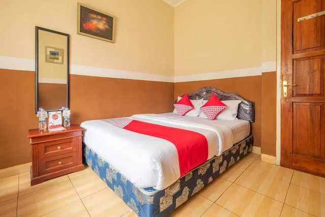Deluxe, Suite, Double Bed, Oyo 644 Grand Yustik Selabintana 5/6