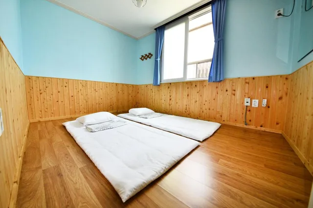 Ondol, Traditional, Futon Bed, Namu Guesthouse 2/2