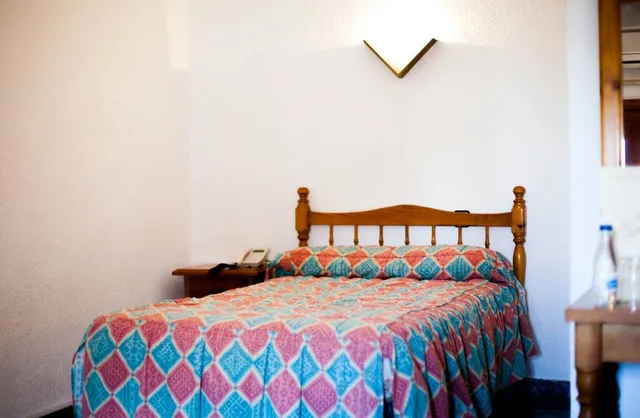 Room, Triple, 3 Beds, El MesOn De Despenaperros 1/2