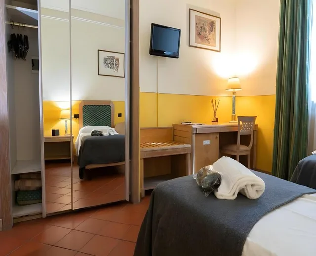 Standard, Twin Beds, Panama 1/10