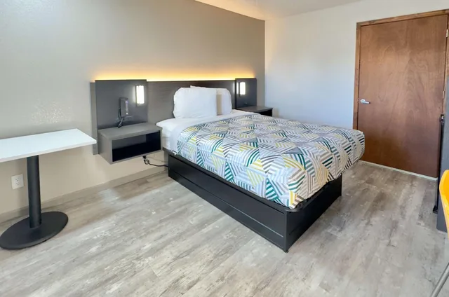 غرفة بسرير كوين لذوي الإعاقة، Motel6 Dyersburg, TN 3/10
