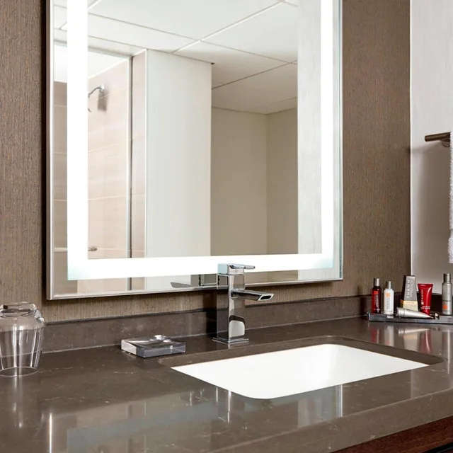 غرفة بسريرين مزدوجين بشرفة، Marriott Bethesda 4/7