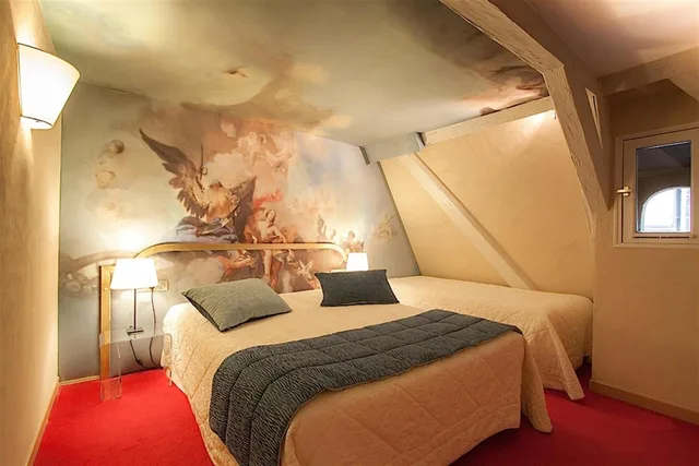 غرفة عائلية ثلاثية، Hotel Cathedrale 6/7