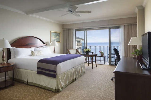 غرفة بسرير كينج بشرفة بإطلالة جزئية على البحر، Monterey Plaza Hotel & Spa 6/8