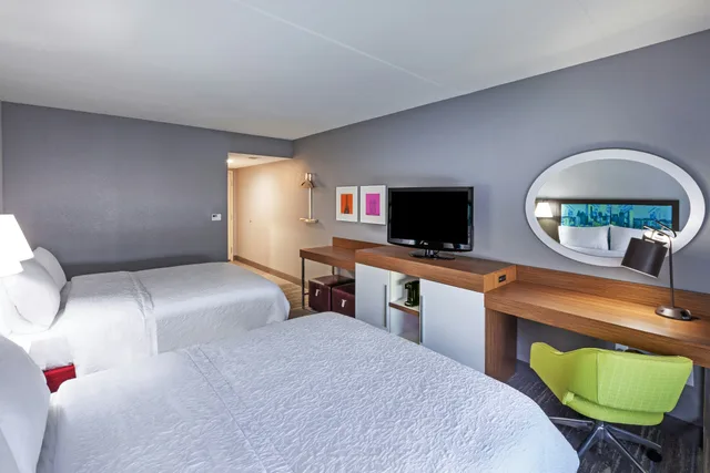 غرفة بسريرين كوين، Hampton Inn and Suites Houston-Bush Intercontinental Airport 1/2